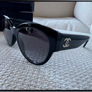 Chanel Large Sunglasses Rhinestone CC Logo Brand New